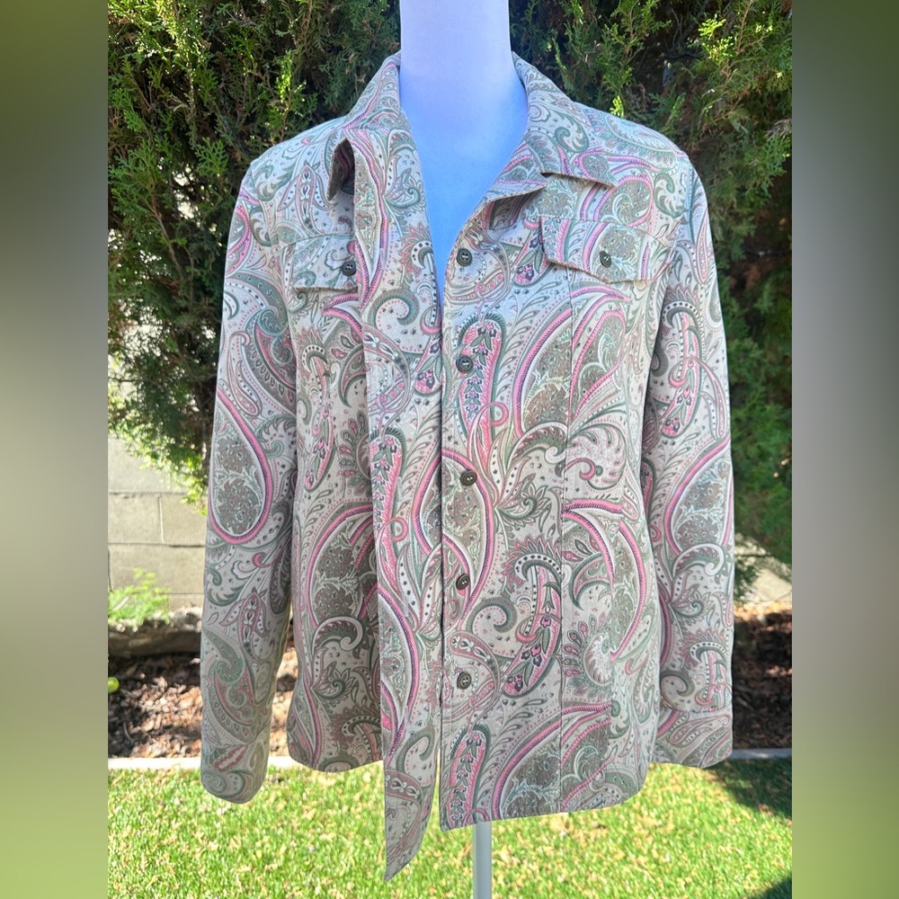 Women’s Alfred Dunner Paisley Blouse/Blazer Petite size 10